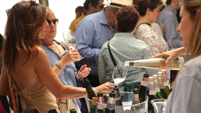 Els assistents van tenir l'oportunitat de tastar totes les referències del celler.