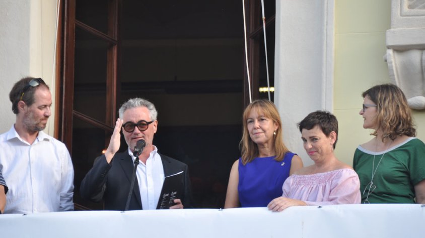 Christian Escribà durant el seu pregó al balcó de l'Ajuntament