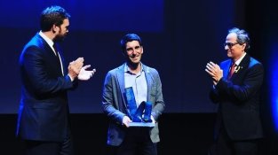 Oriol Mitjà, Català de l'any 2016