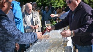 Vi, festa i tradicions catalanes a la presentació del primer DO Alella de 2018