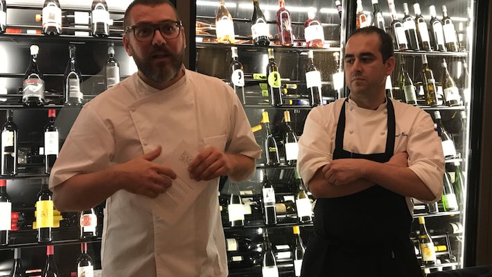 Beniamino Campolo i Stefano Mazza, durant el sopar.