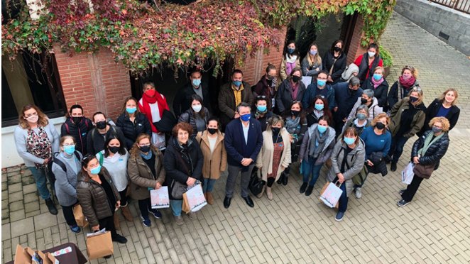 El Consorci de Promoció Turística entrega els nous Punts d’Informació Turística a empreses i serveis del Maresme