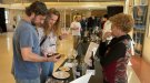Els restaurants i botigues especialitzades del Maresme es troben amb els productors de la DO Alella