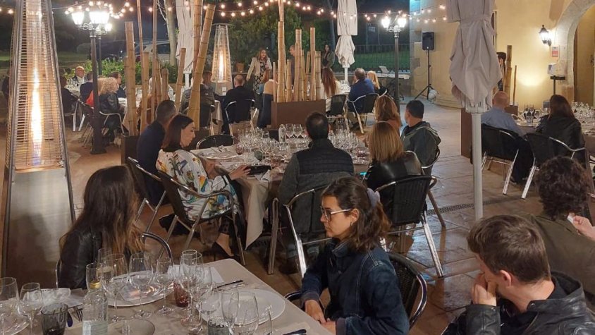 Celebren un sopar solidari al Mas Padellàs (Teià) amb vins de Bouquet d'Alella