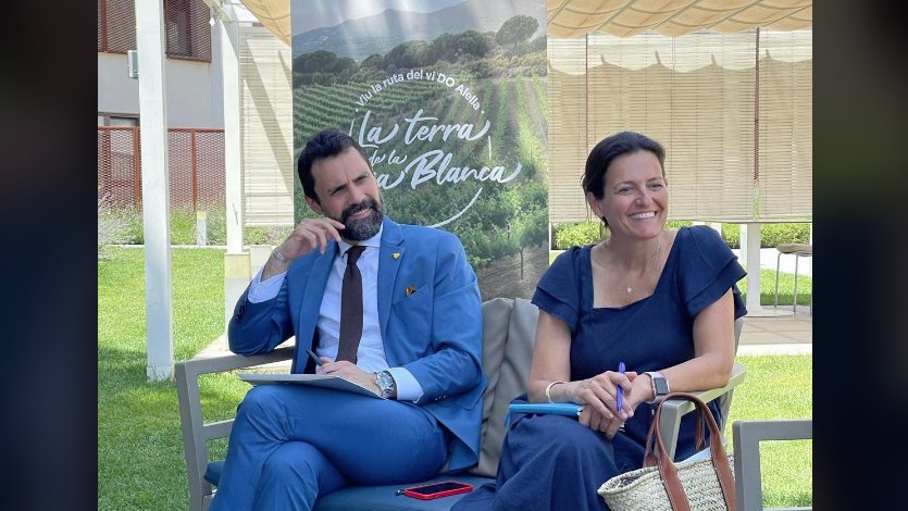 El conseller Roger Torrent visita la DO Alella