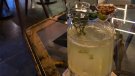 Sant Mateu, el còctel elaborat amb pansa blanca d'Alta Alella que serveix la cocteleria Dry Law